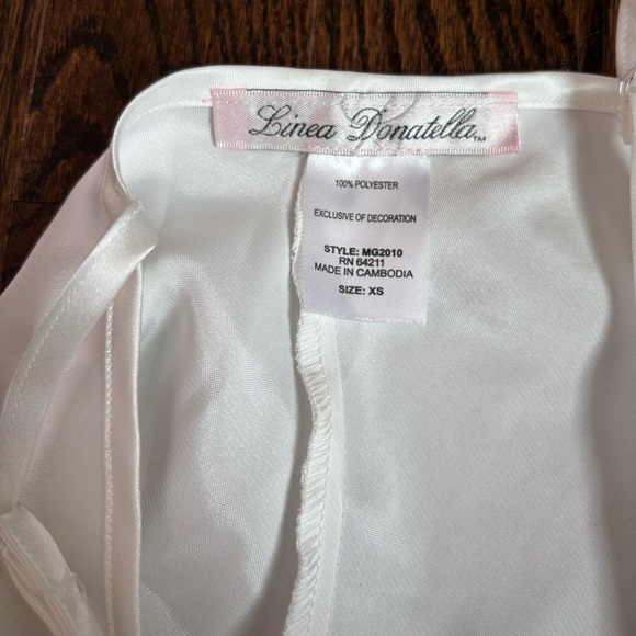 Linea Donatella Ivory Satin Chemise with Lace Detail - Picture 4 of 5